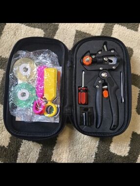 9 Piece Plant Grafting Kit With Tool Tape Blades Carrying Case Etc.